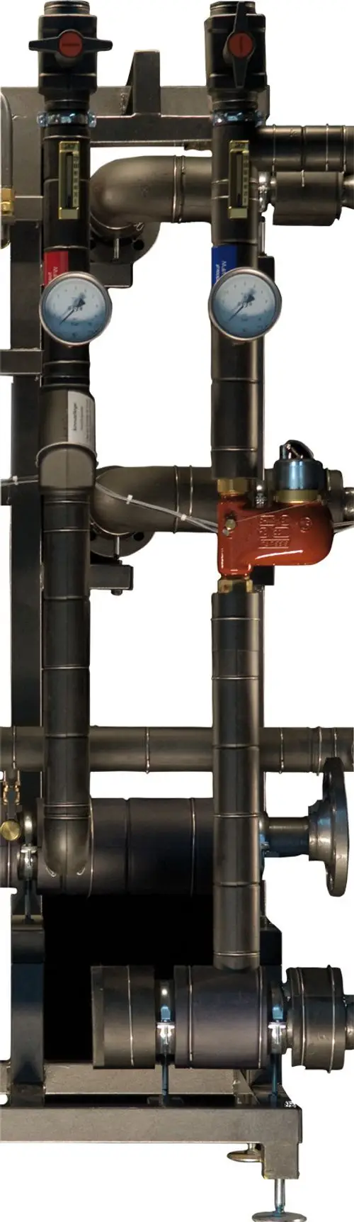Verteiler mit Rohren und Druckmessgeräten, passend für Heizungsanwendungen, gefertigt von Bosch. Enthält Ventile zur Regelung und Drucküberwachung der Versorgung.